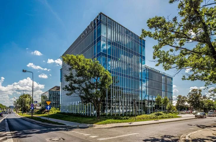Celebro smart office building on Yawal S.A. systems.