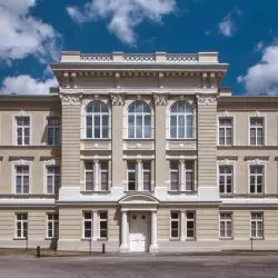Zakończył się I etap budowy nowej siedziby Sinfonii Varsovii, podczas którego odremontowano budynki dawnego Instytutu Weterynarii przy ulicy Grochowskiej w Warszawie