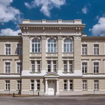 Zakończył się I etap budowy nowej siedziby Sinfonii Varsovii, podczas którego odremontowano budynki dawnego Instytutu Weterynarii przy ulicy Grochowskiej w Warszawie