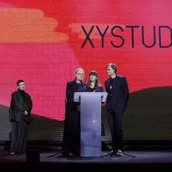 nagrodę przyznawaną przez Ministrę Kultury i Dziedzictwa Narodowego w kategorii Architektura i przestrzeń zdobyła pracownia xystudio