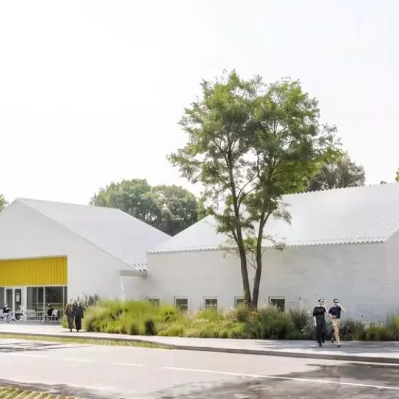 Wyróżnienie równorzędne, proj.: UGO Hugon Kowalski