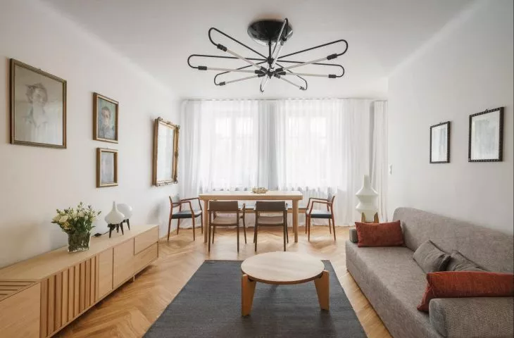 Eames, Thams, Møller. Classics of design in an apartment in Warsaw's Ochota district