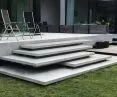 Mała architektura wykonana z betonu. Solidne i piękne produkty STYL-BET