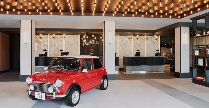 recepcja i Mini Cooper