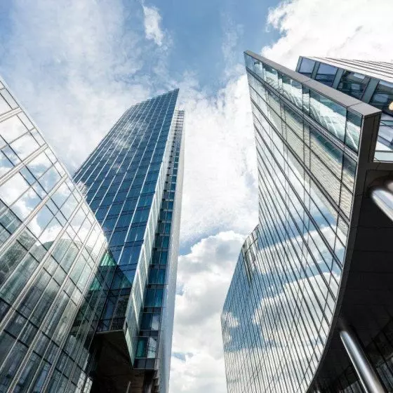 Fasady ALUPROF: Mennica Legacy Tower, Warszawa, proj.: Goettsch Partners