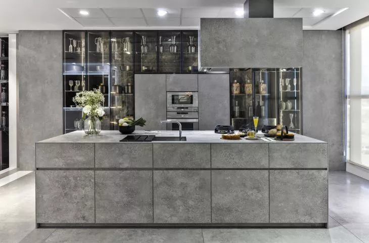 Neolith® HQ Showroom. Sintered stone in interiors, or designing with imagination