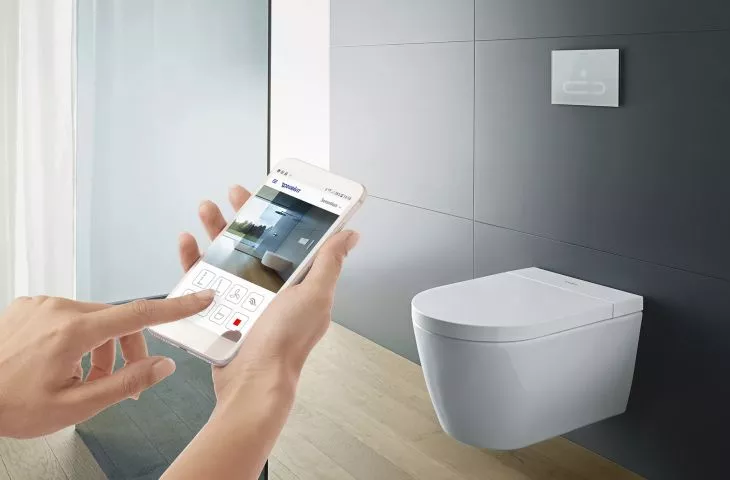 A designer bathroom? The comfortable solution is SensoWash® Starck f