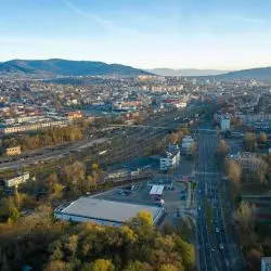 Aktualne otoczenie dworca w Bielsku-Białej