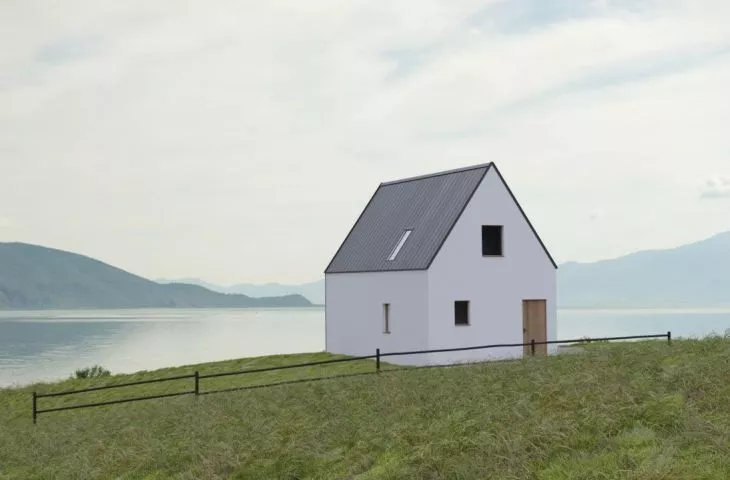 Silesian House - simple recreational architecture with reference to tradition