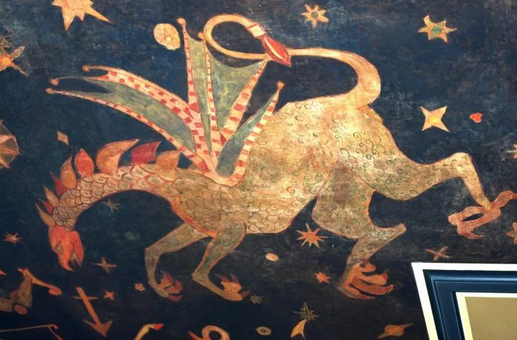 „Urszula podkręć mu ogon” – malowidła i mozaiki na dworcu w Gdyni