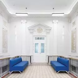 Masy tynkarskie, farby, systemy ociepleń, systemy do napraw i renowacji