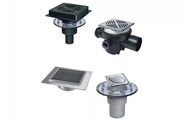 Drainage systems and plastic sewage system components
