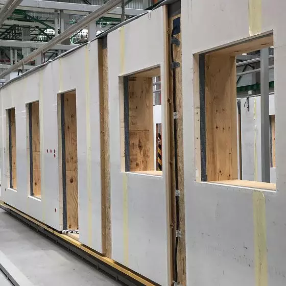 Prefabrykowany system ścian, dachów i stropów w systemie budowlanym STEICO