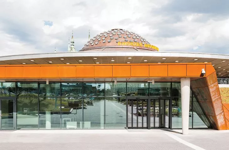 Nowoczesne i ekonomiczne systemy świetlików dachowych SKYLIGHT. 20 lat doświadczenia!
