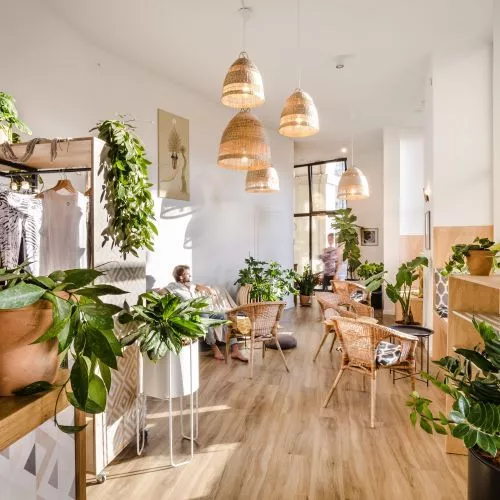 Studio jogi pełne zieleni i designu. Yoga Republic w Warszawie
