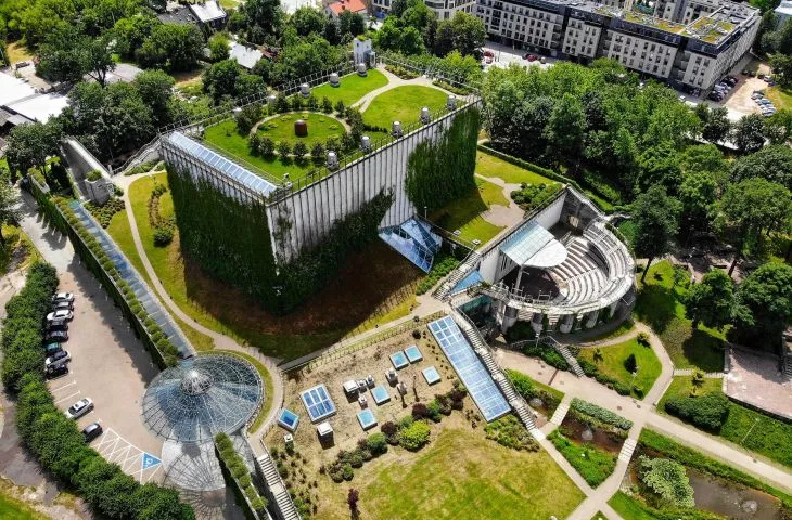 Dachy zielone systemu ZinCo od Green City Life. Wykorzystaj potencjał piątej elewacji!