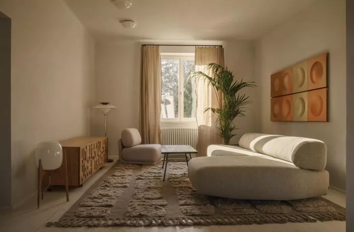 Podróż w czasie. Wnętrza mieszkania na Żoliborzu projektu Loft Kolasiński