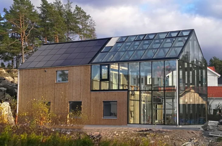 2-in-1 solar roofs - a new trend that will stay with us for a while longer