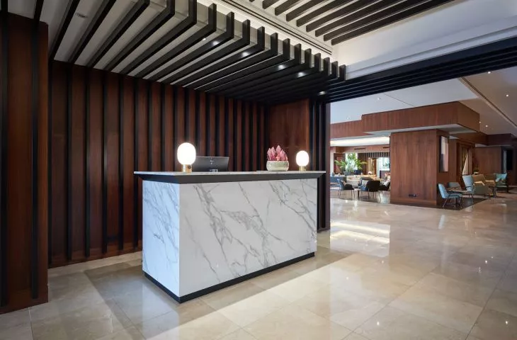 Kamień Spiekany Neolith® w prestiżowej realizacji hotelu Marriott w Budapeszcie