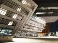 26 tys. metrów kwadratowych powierzchni poddano lakierowaniu proszkowemu na potrzeby budowy ośrodka Library & Learning Center
