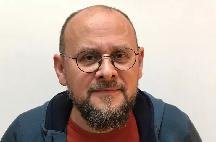 Człowiek, idea, materia. 10 pytań do Marcina Bratańca