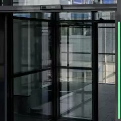 Drzwi karuzelowe GEZE