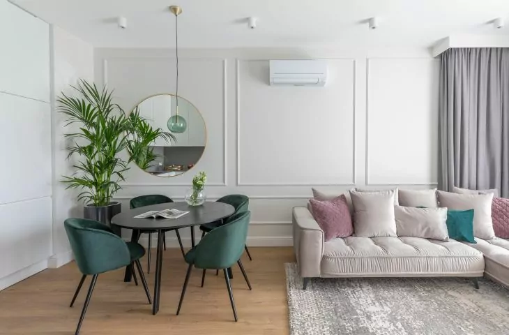 Intimate apartment in modern classic style