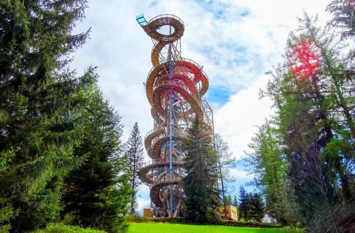 Sky Walk. Najwyższa wieża w widokowa w Polsce. Jest się czym chwalić?