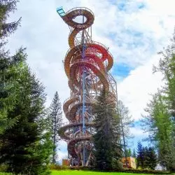 Wieża widokowa Sky Walk w Świeradowie-Zdroju