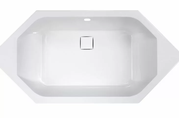 W6k/SPACE hexagonal bathtub