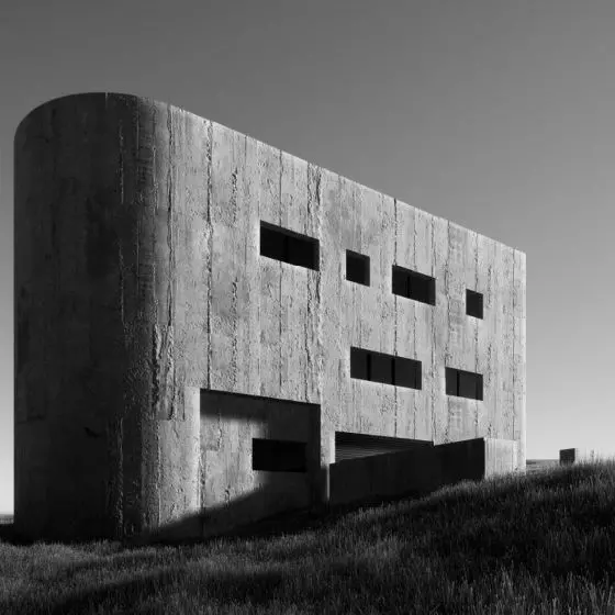 Nagrodzona praca w konkursie „Architektura Betonowa – Gra Brył – Dom w Krajobrazie”