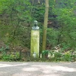 Pomnik Wojciecha Bednarskiego w Parku Bednarskiego w Krakowie