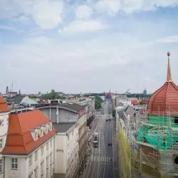 Hotel Grand odzyskał zniszczoną w trakcie II wojny światowej wieżę z charakterystyczną kopułą