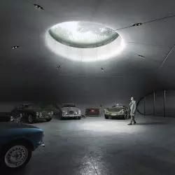 Wnętrze muzeum aut Aston Martin