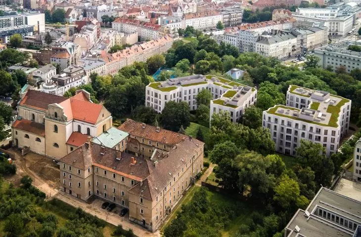 Grube mury przy klasztorze – nowe mieszkania w Poznaniu od JEMS Architekci