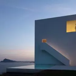 Casa del acantilado (Dom na klifie), 2012