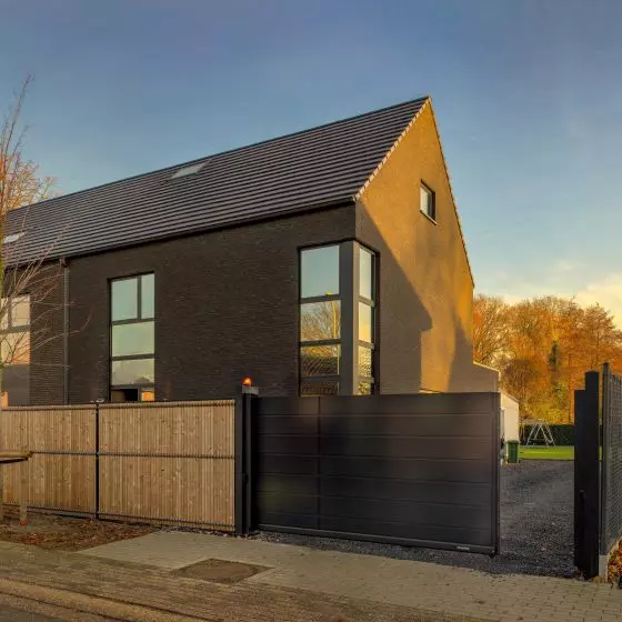 Brama Modern