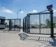 Industrial fences, V-King gate