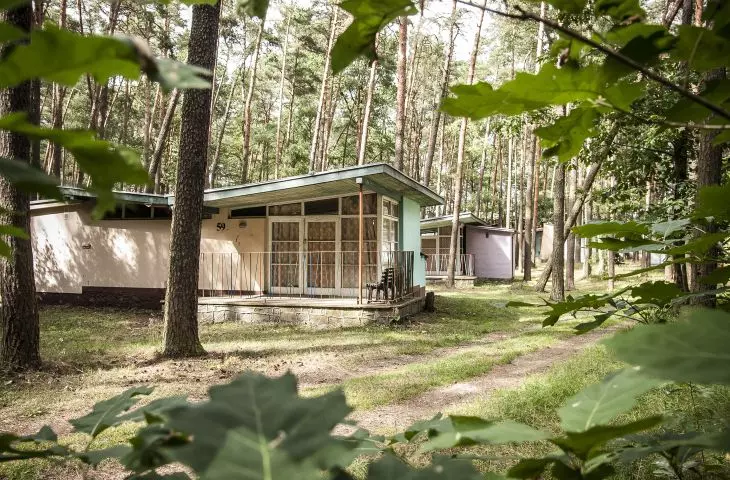 Last turn in the ruins of modernism