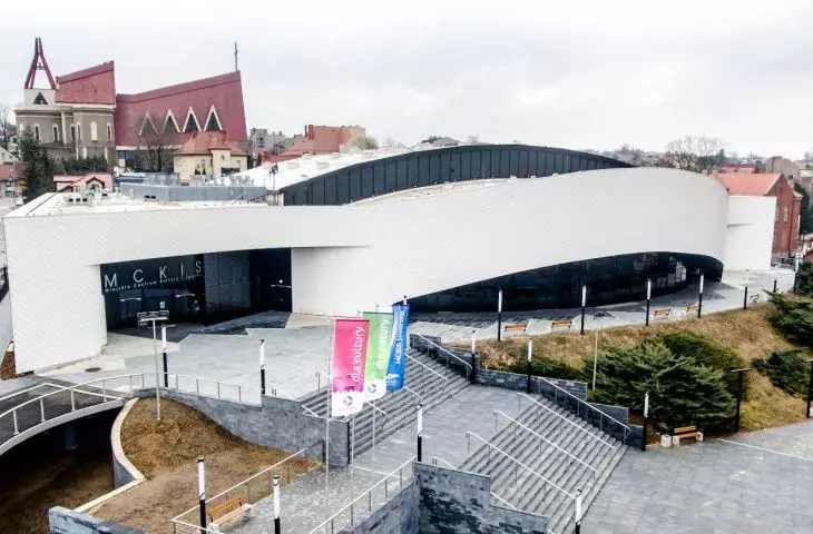 Wyróżnienie (ex aequo)