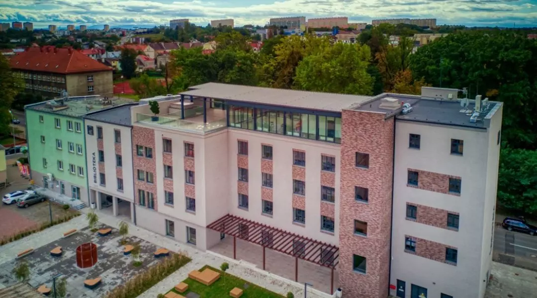 Wyróżnienie (ex aequo), Nowa siedziba Miejskiej Biblioteki Publicznej w Żorach