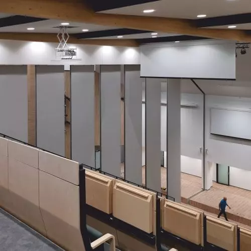 Modern mobile wall system