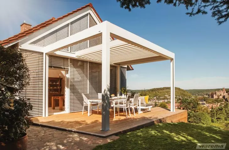 Żaluzje fasadowe skośne i pergola lamelowa Warema Lamaxa L70