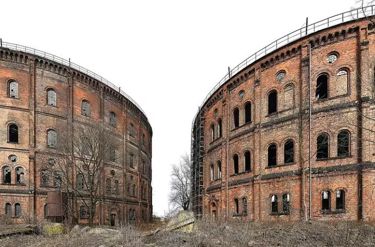 Warsaw loses lawsuit over return of Wola rotundas