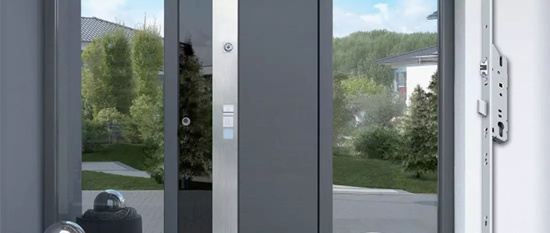 Radio access control systems for individual locking convenience