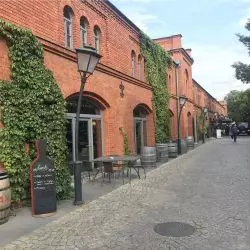 W37 – latarnia współczesna
