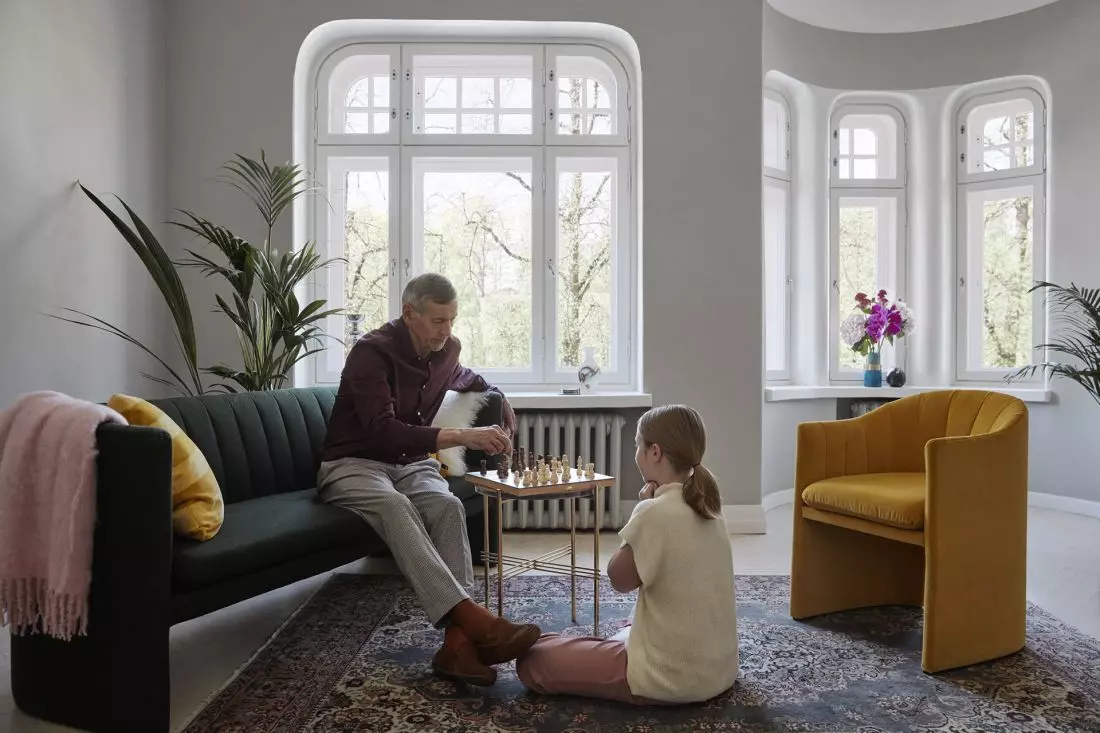 Ściany: farba Tikkurila
Optiva Nature 5, kolor 1960 (wzornik Tikkurila Deco Grey)
