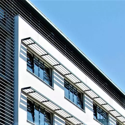 SOLAR-TECH. Systemy zewnętrznych osłon przeciwsłonecznych