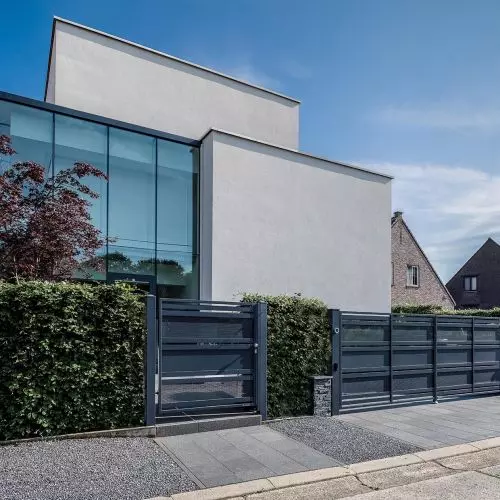 Home Inclusive firmy Wiśniowski - najlepiej dobranedo siebie bramy, okna, drzwi i  ogrodzenia