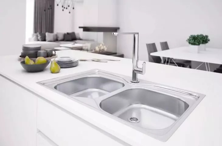 Granite or stainless steel - how to choose the right sink?